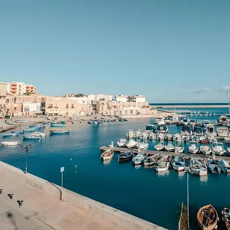 Quo Vadis Yacht Πλωτό κατάλυμα